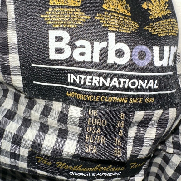 Barbour coat UK 8 would fit 0-2 - Picture 3 of 5